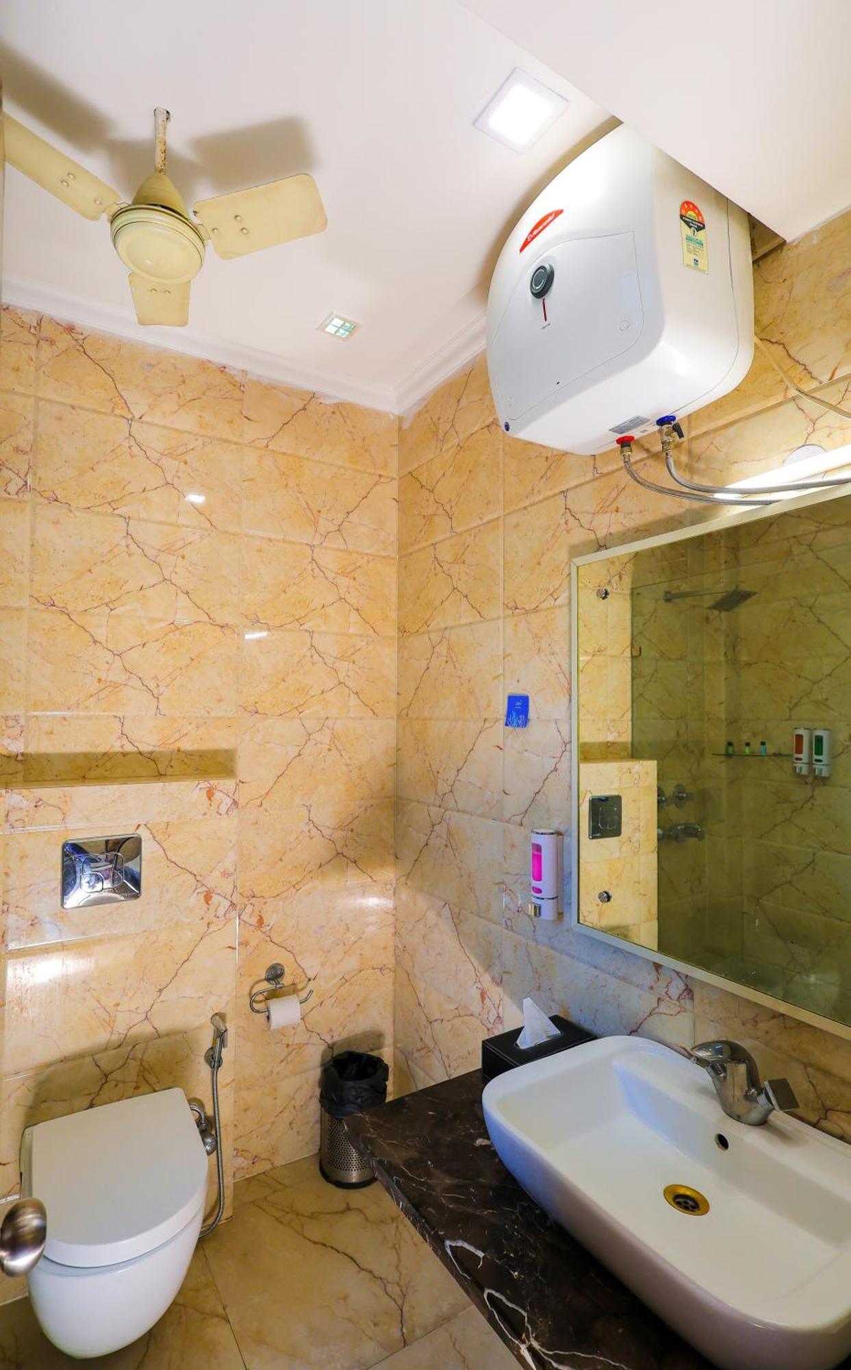 Nikko Blue - Boutique Hotel Gurgaon Exterior foto